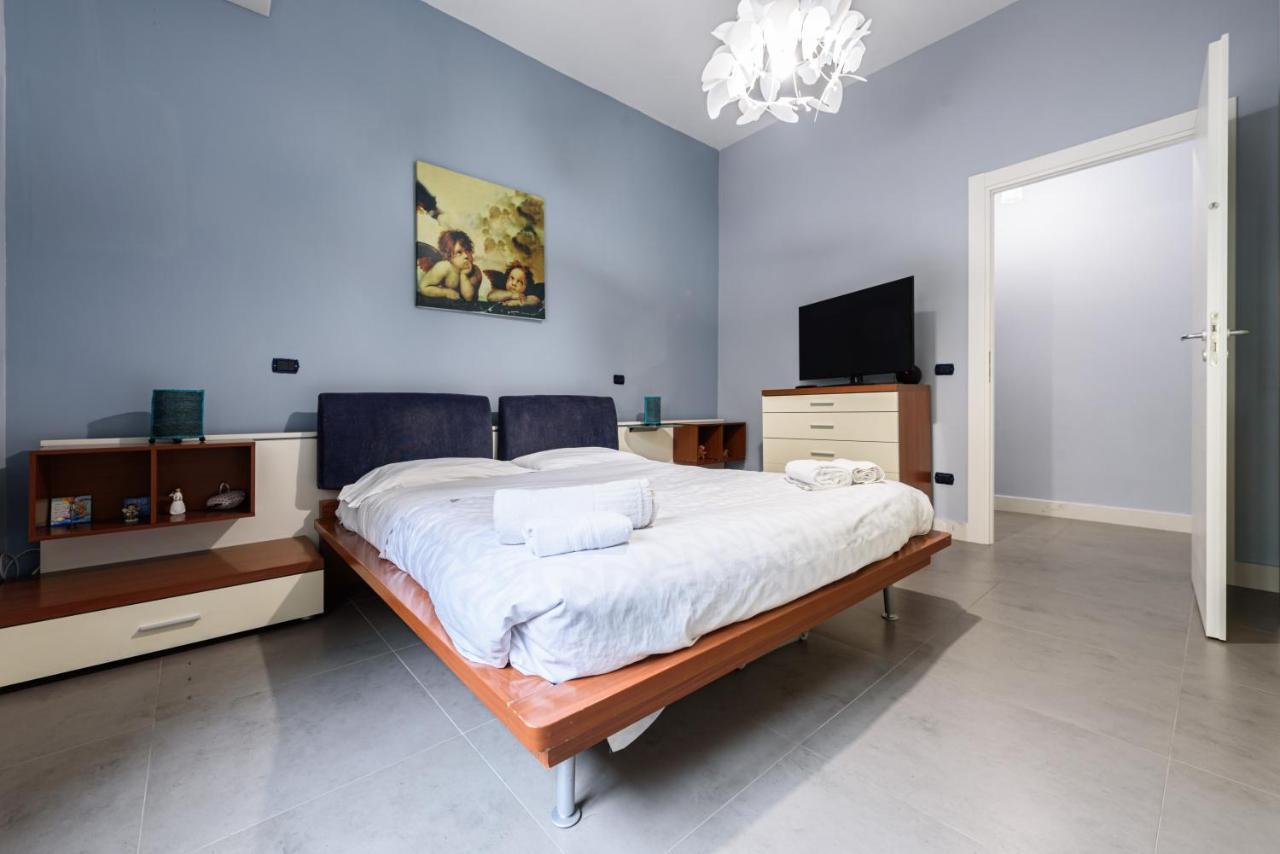 Appartement Via Mario Ruta 31 à Naples Extérieur photo