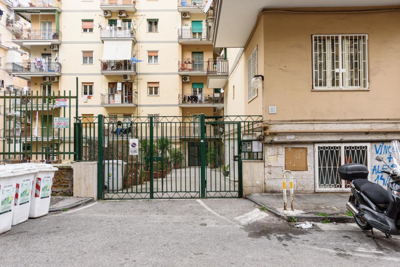 Appartement Via Mario Ruta 31 à Naples Extérieur photo